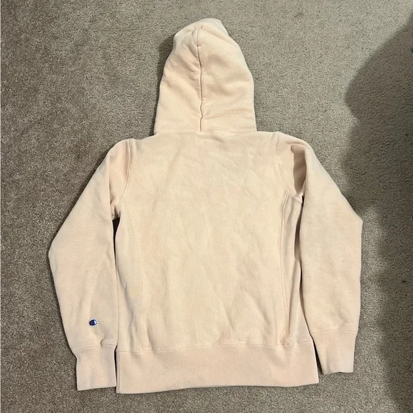 Champion Sweatshirt - Picture 2 of 4